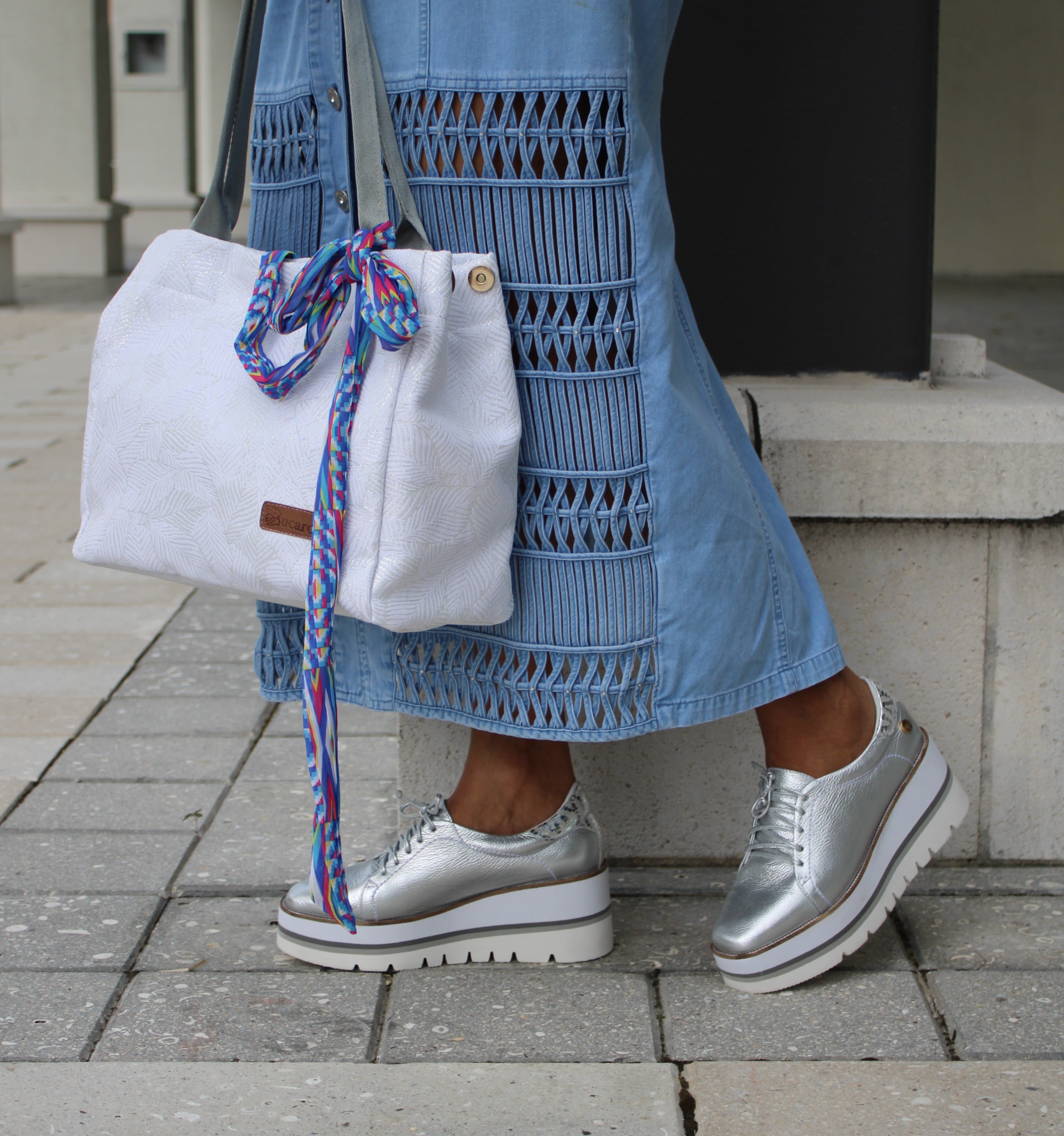 WHITE BUNDLE SPECIAL EDITION