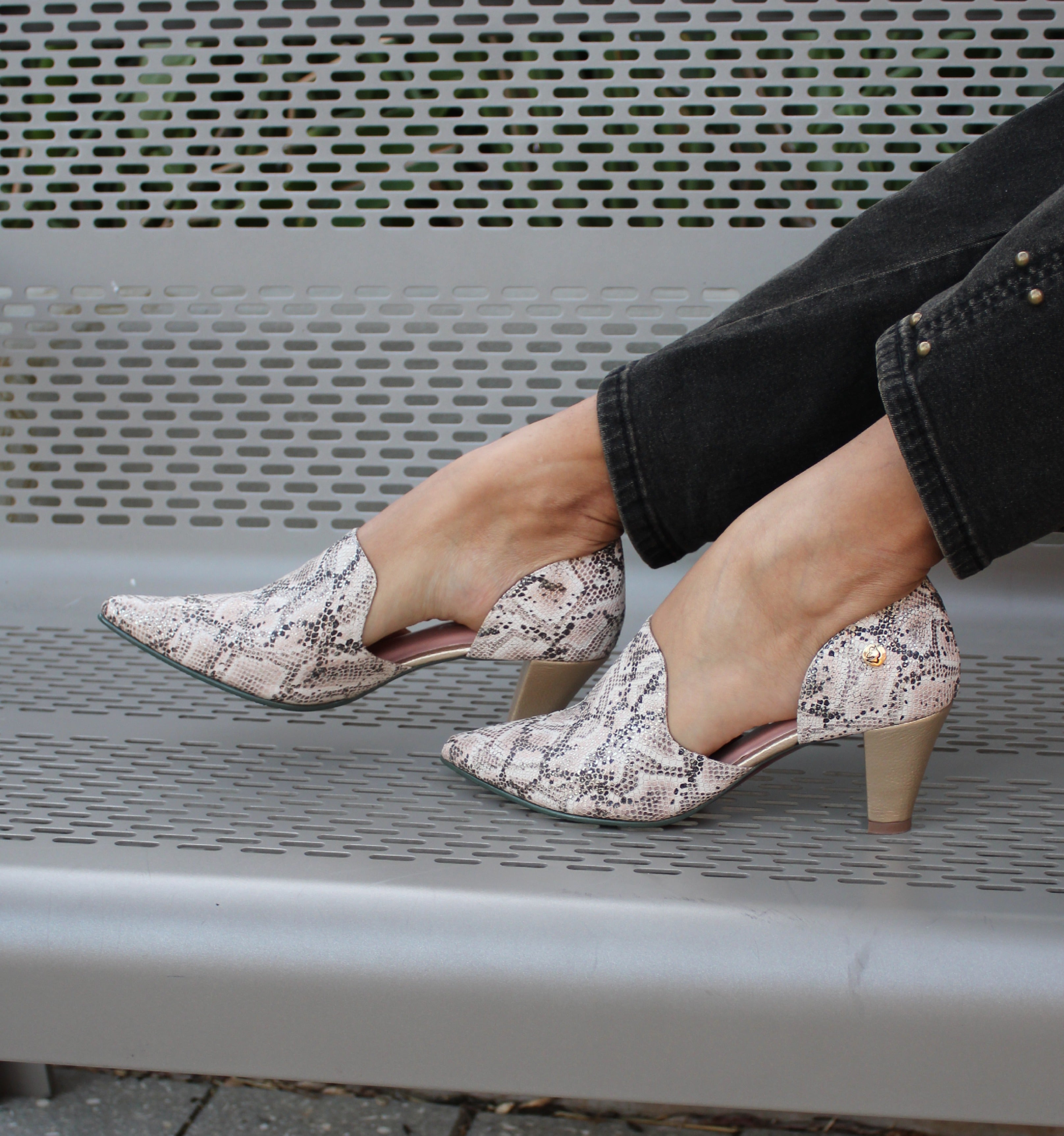 High Heel in Nude Leather with Snake | Ref 3103