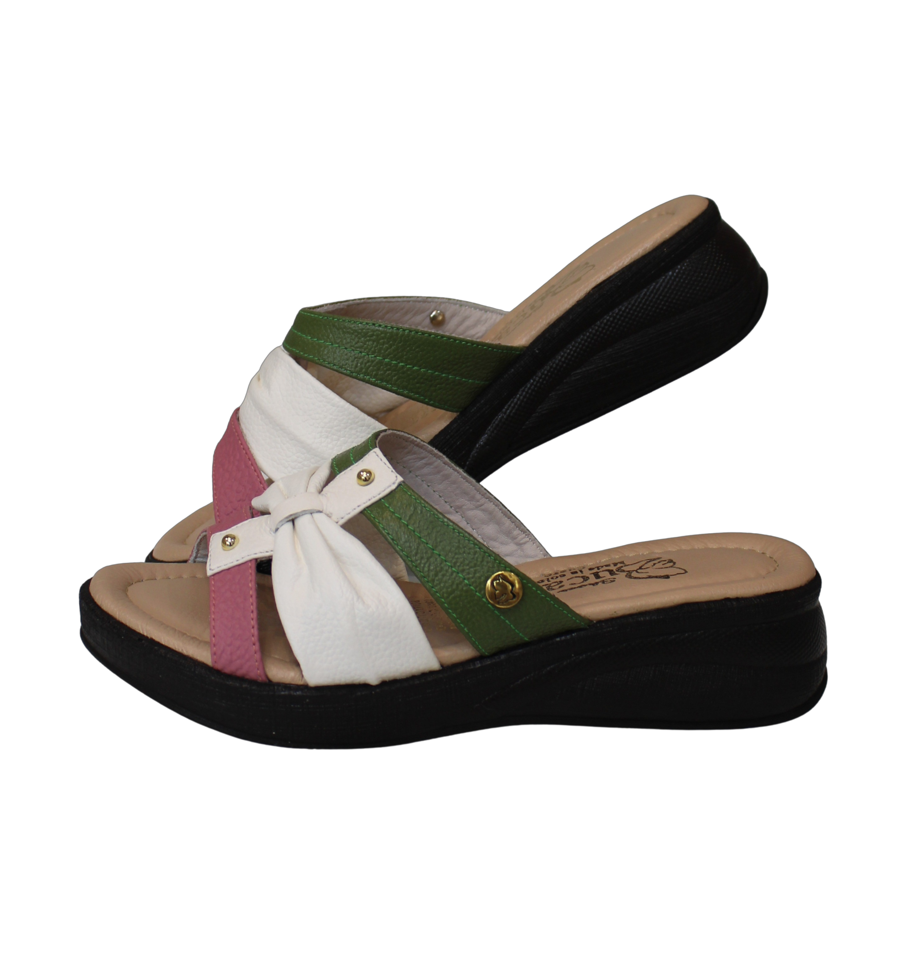 Leather Flat Sandal with Pleated Detail & Gold Accent | Ref 273