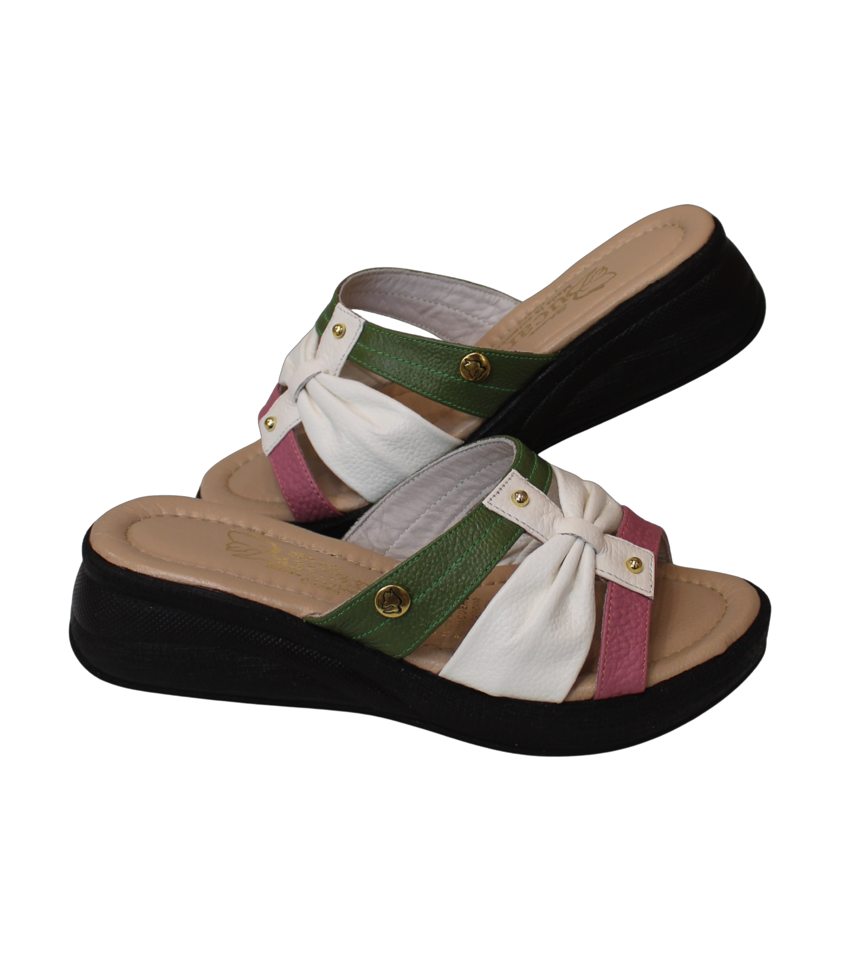Leather Flat Sandal with Pleated Detail & Gold Accent | Ref 273