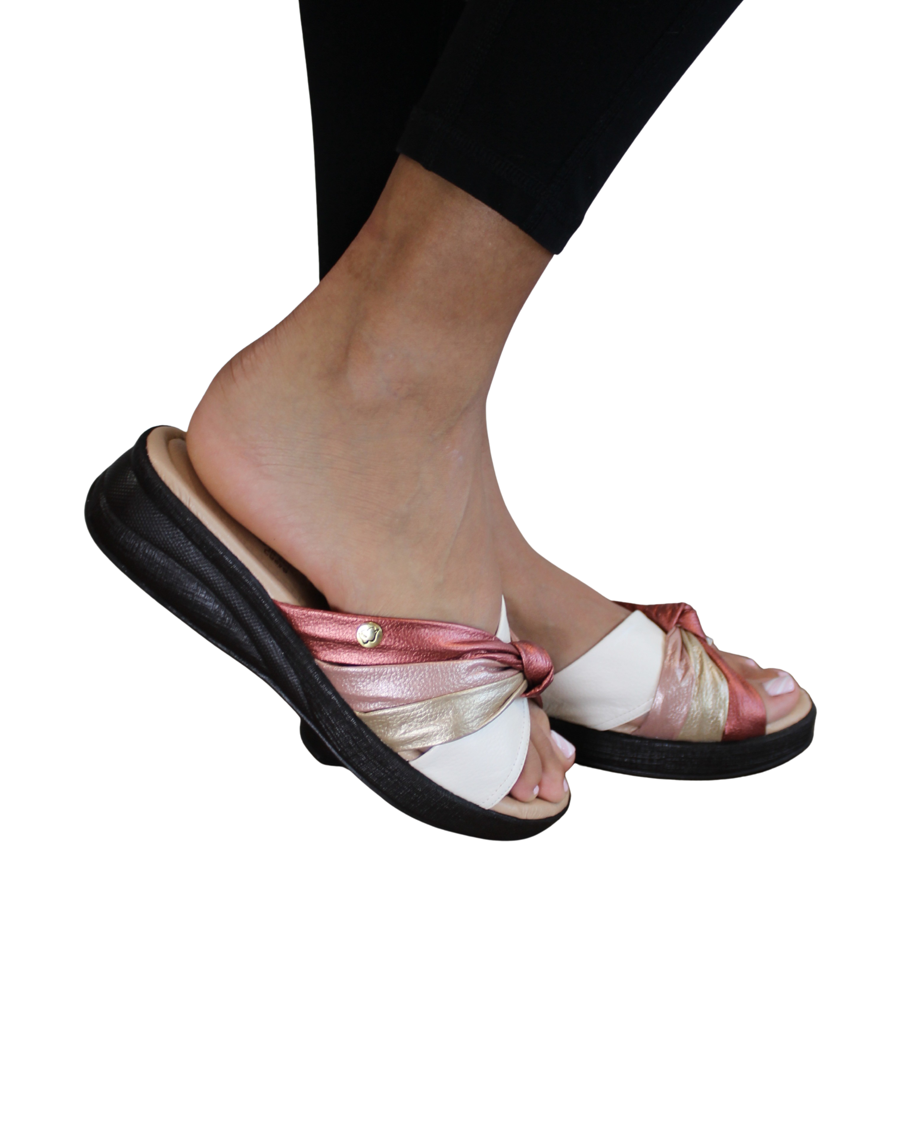 Leather Flat Sandal with Crossed Straps & Center Knot | REF 012